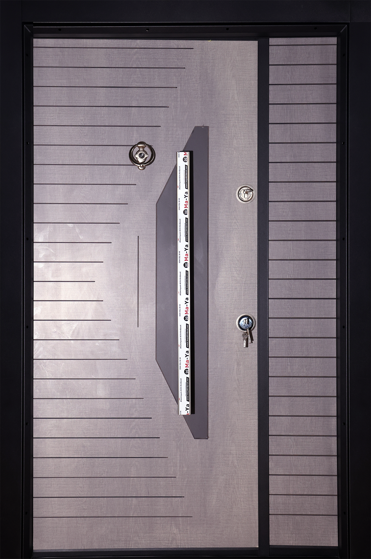 PMR 046 - ONE & HALF DOOR